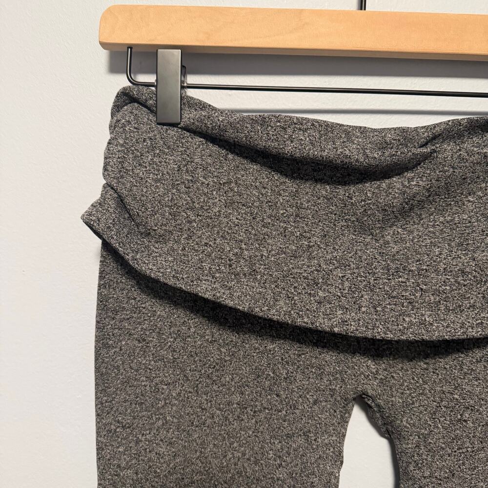 OQQ Grey Fold Over Waist Flare Leggings Yoga Pants Sz Large - Picture 5 of 7